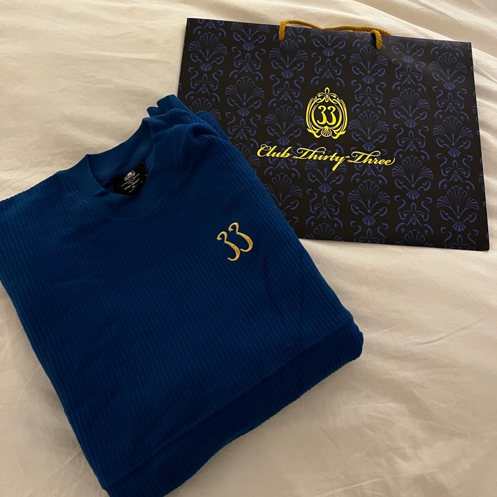 COPY - NWT Exclusive Club 33 Disney Spirit Jersey Size M
